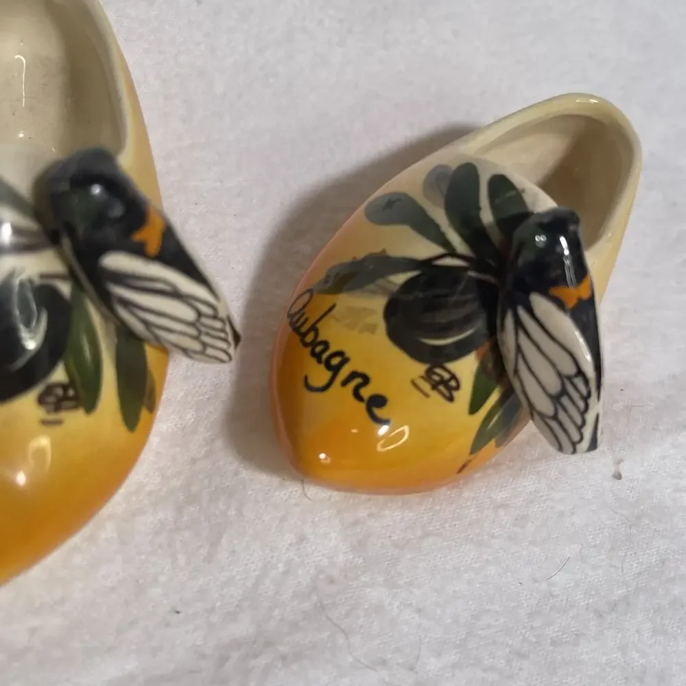 Vintage 1930 Cicada Art Deco Ceramic on Ceramic Shoes from Provence France